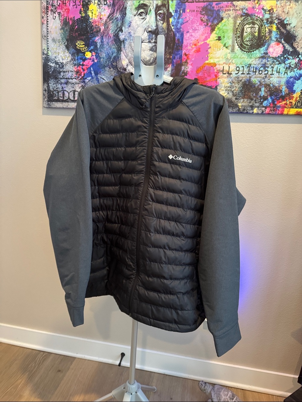 Columbia Men’s Black Hooded Puffer with Gray Sleeves
